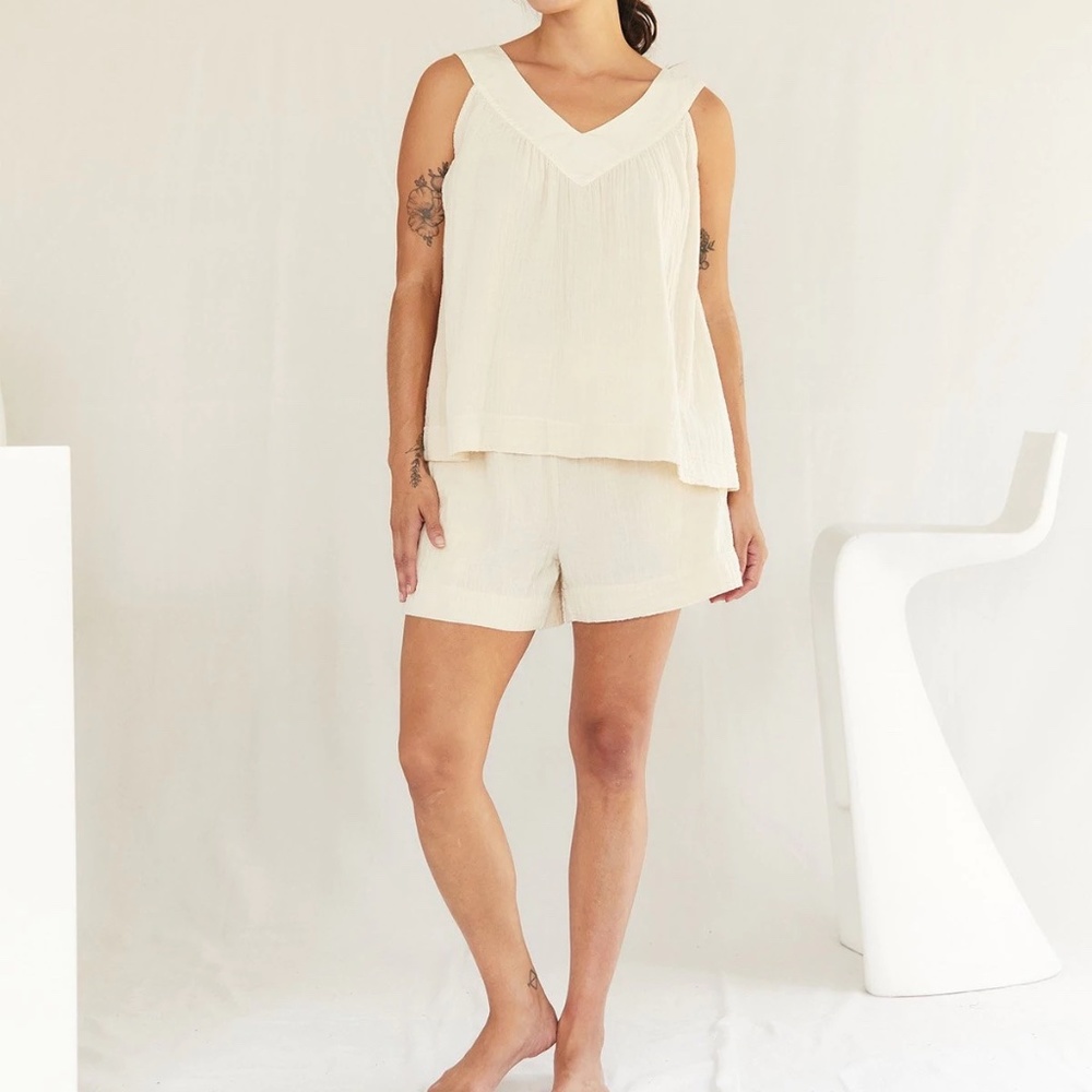 Sugar Candy Mountain Bell Tank Cream X-Small/Small